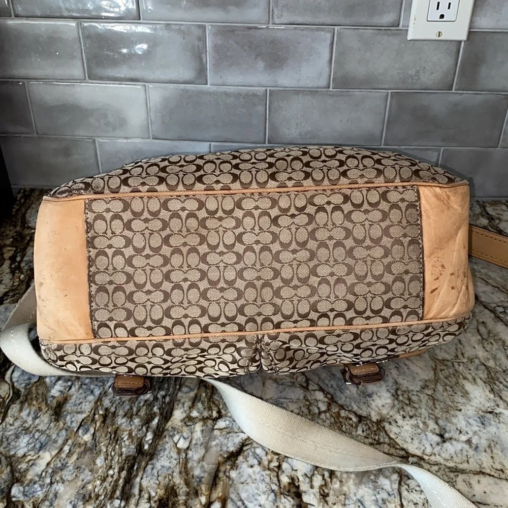 Coach Voyage Signature Messenger Bag